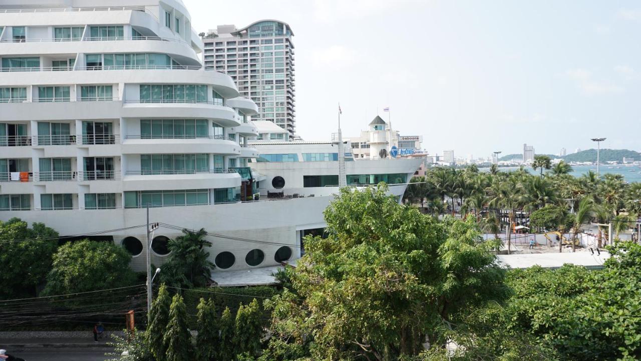 Sandalay Resort Pattaya Esterno foto
